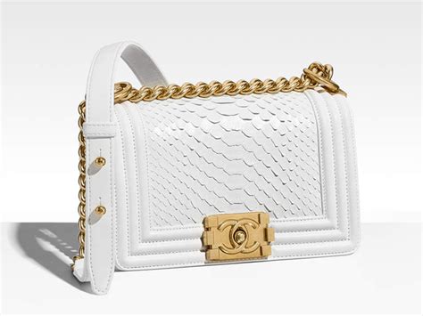 chanel pre fall 2017 bags with prices|Chanel runway 2017.